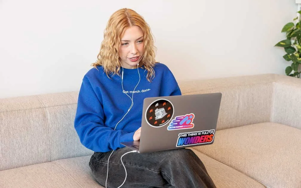 15 Successful Print-on-Demand Shopping Examples